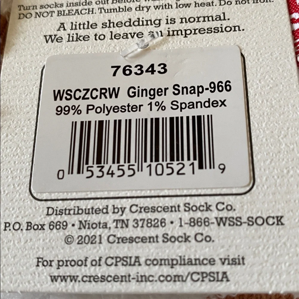 Cozy Gingerbread Pattern Socks - Picture 8 of 8